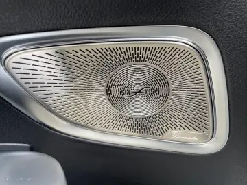 C 200 4MATIC AMG-ADVANCED+DISTRONIC+SURROUND+
