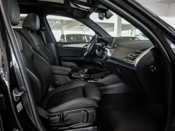 X3 xDrive 30e FACEL. PANO HUD 360° LASER LED SHZ