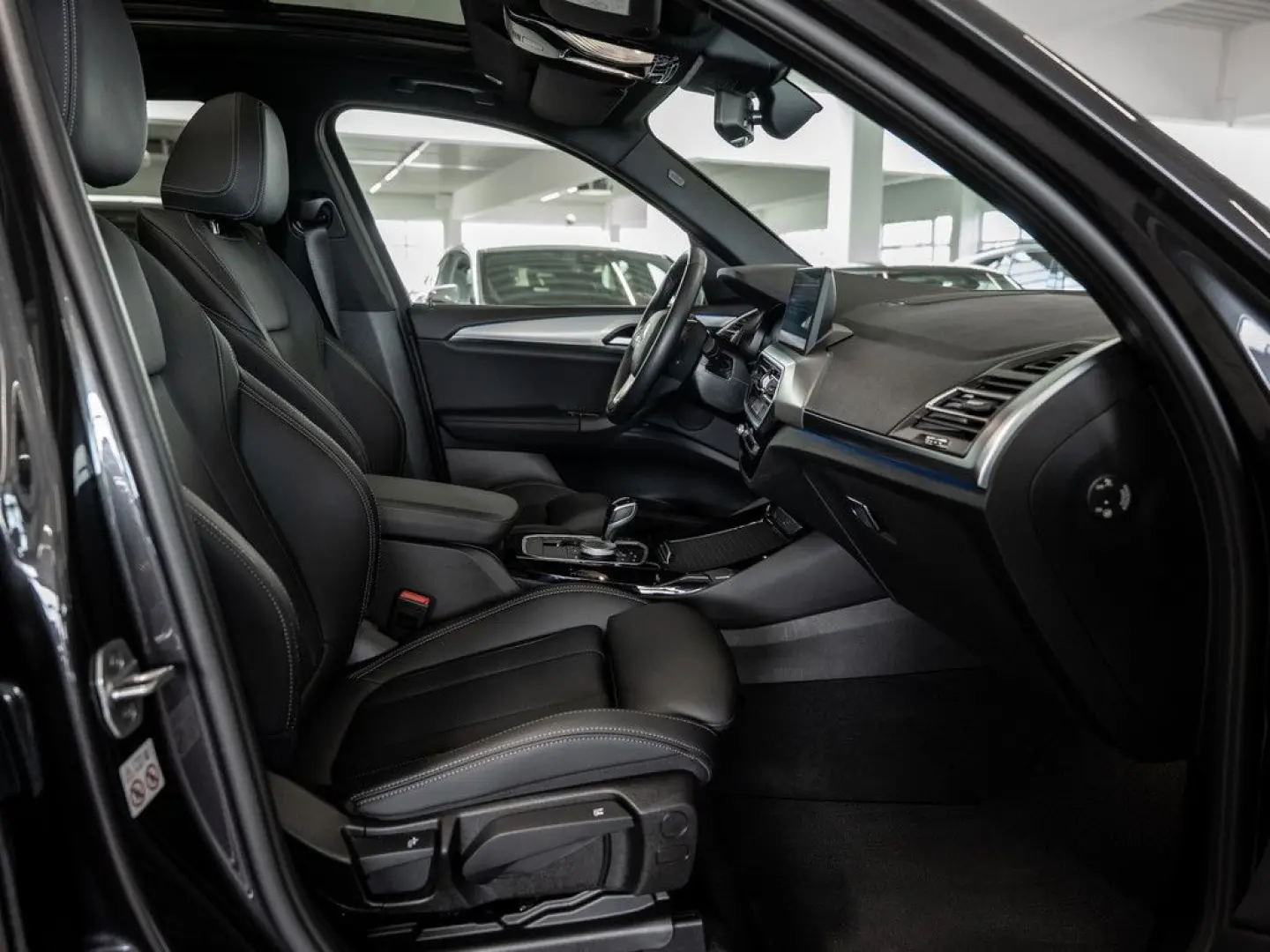 X3 xDrive 30e FACEL. PANO HUD 360° LASER LED SHZ