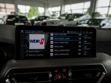 X3 xDrive 30e FACEL. PANO HUD 360° LASER LED SHZ