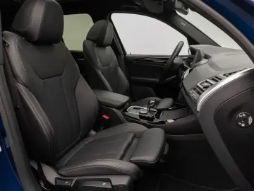 X3 xD30i Panorama Kamera DAB HiFi Sport 19Zoll