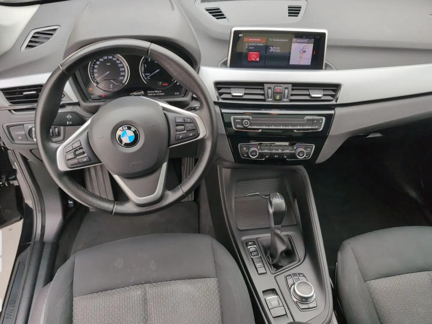 X1 xDrive25e Navi Pano.Dach PDC LED Sitzheizung