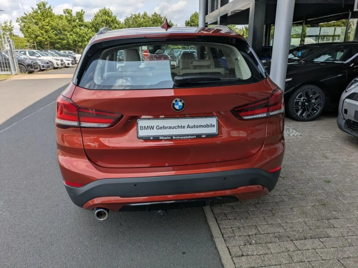 X1 xDrive25e Sport Line Navi. HeadUp. Leder. AHK