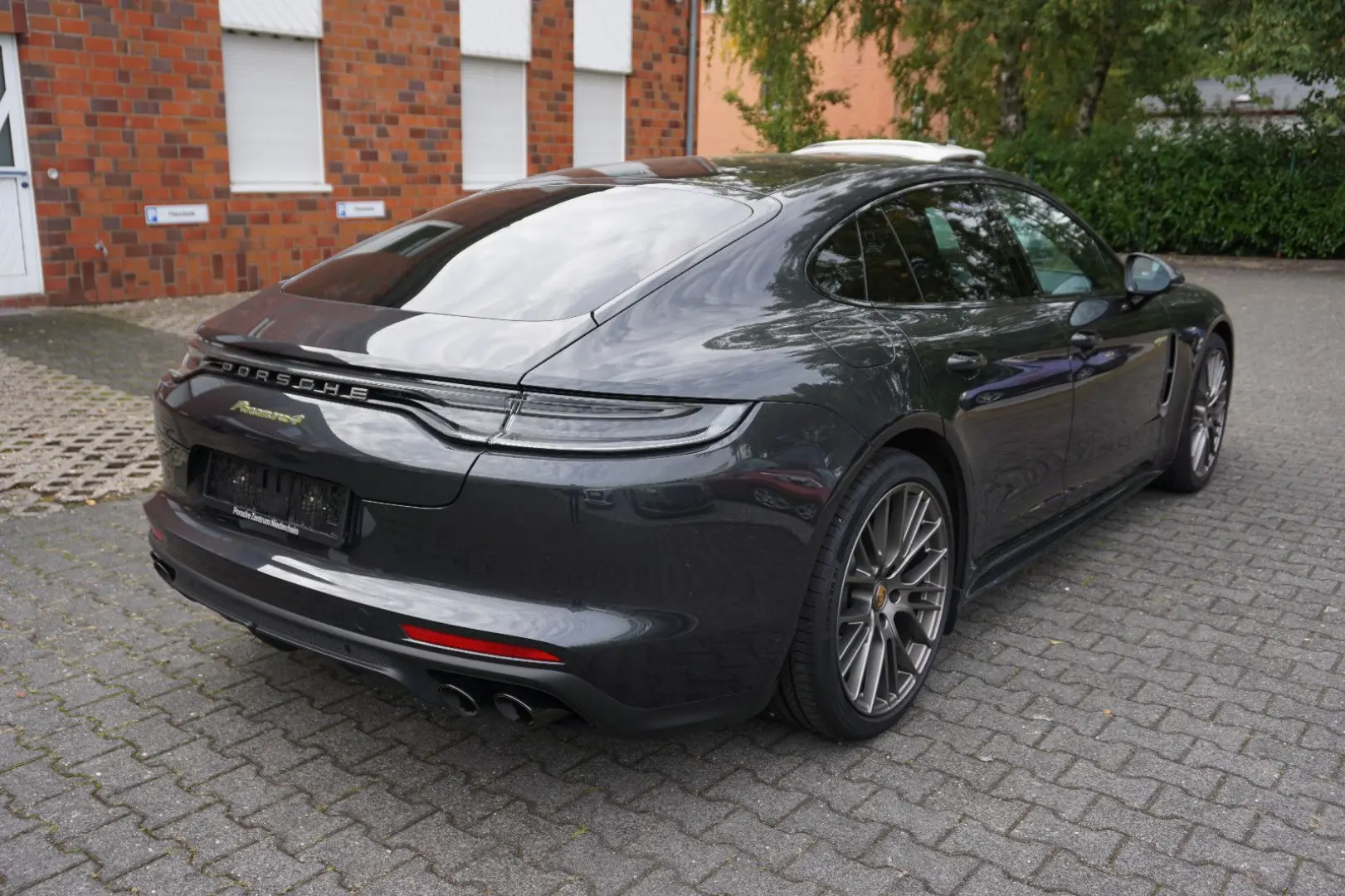 Panamera 4 E-Hybrid Platinum E°Matrix°21 Zoll°
