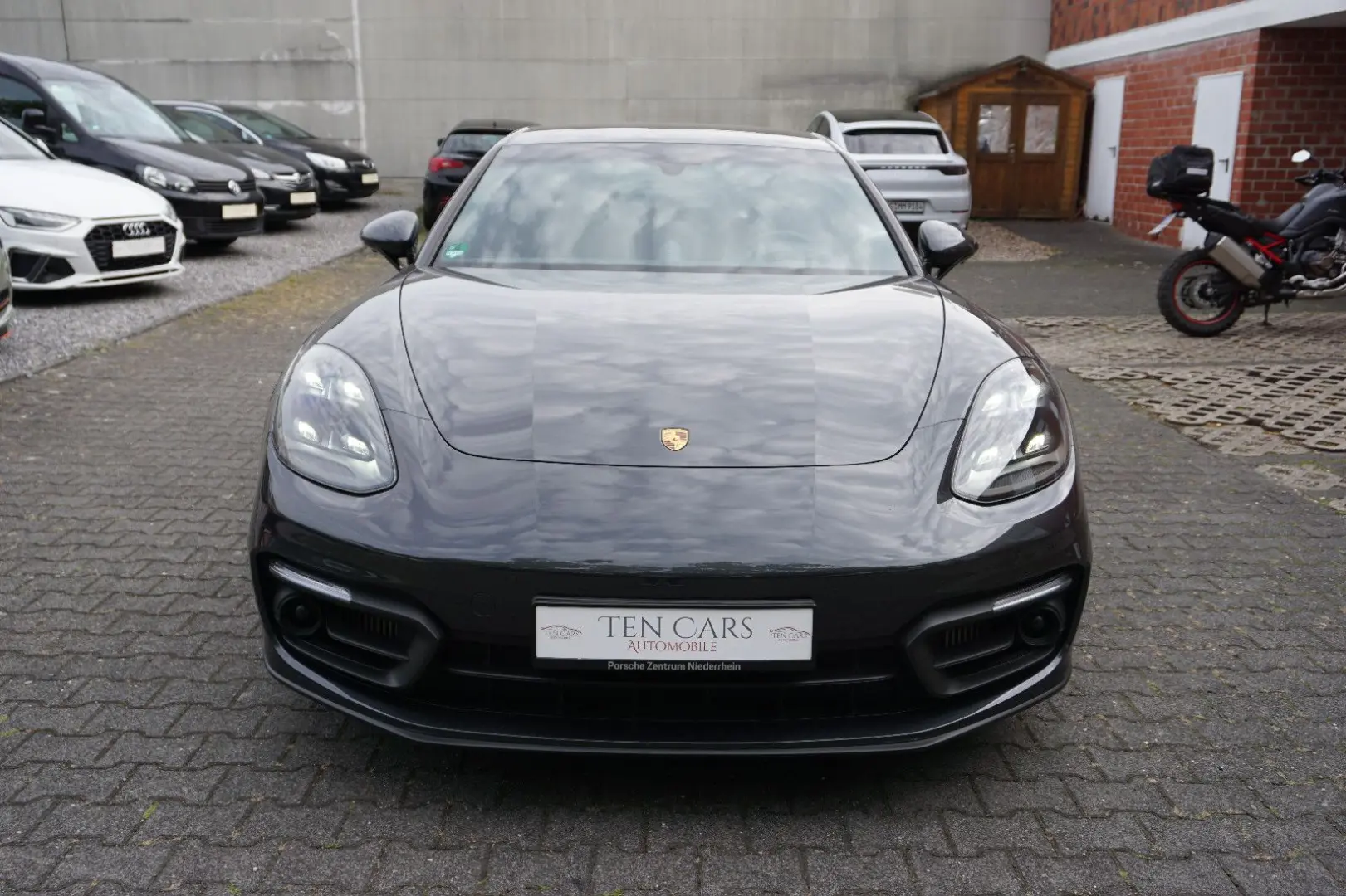 Panamera 4 E-Hybrid Platinum E°Matrix°21 Zoll°