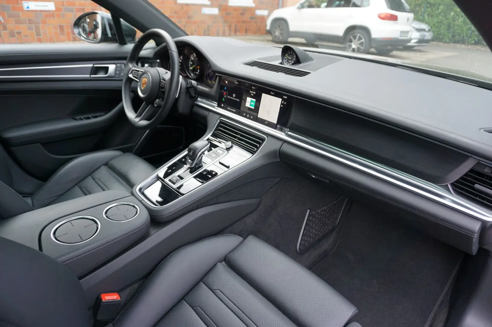 Panamera 4 E-Hybrid Platinum E°Matrix°21 Zoll°