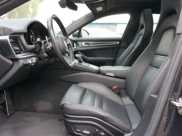 Panamera 4 E-Hybrid Platinum E°Matrix°21 Zoll°