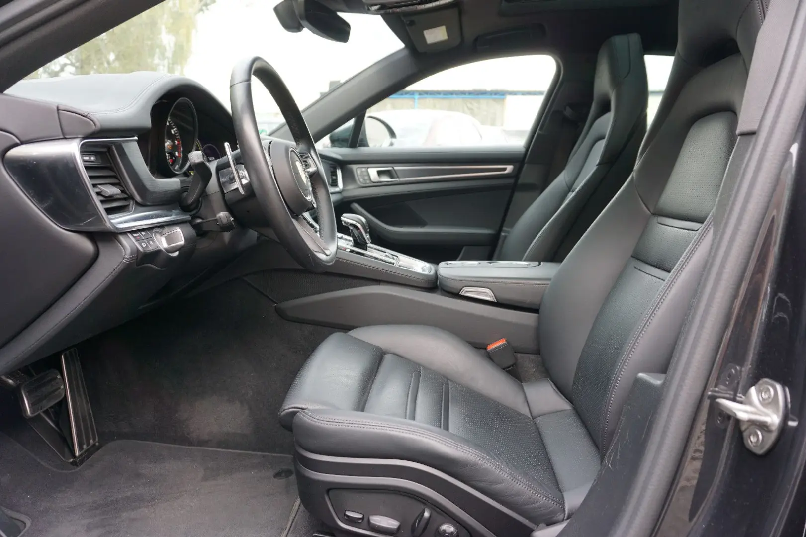 Panamera 4 E-Hybrid Platinum E°Matrix°21 Zoll°