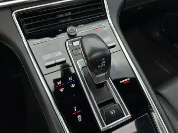 Panamera Hybrid