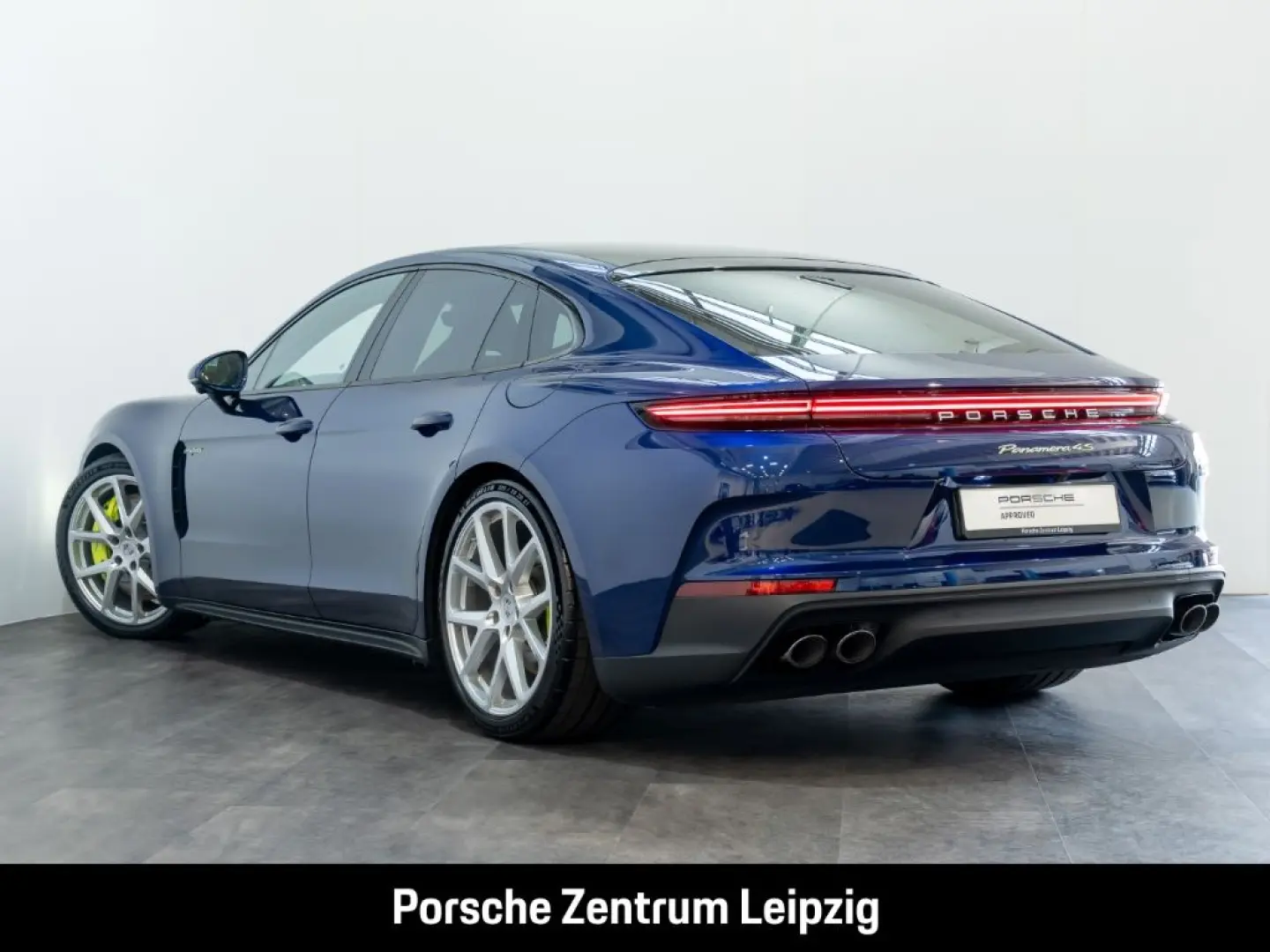 Panamera 4S E-Hybrid Sportabgas HD-Matrix HUD In