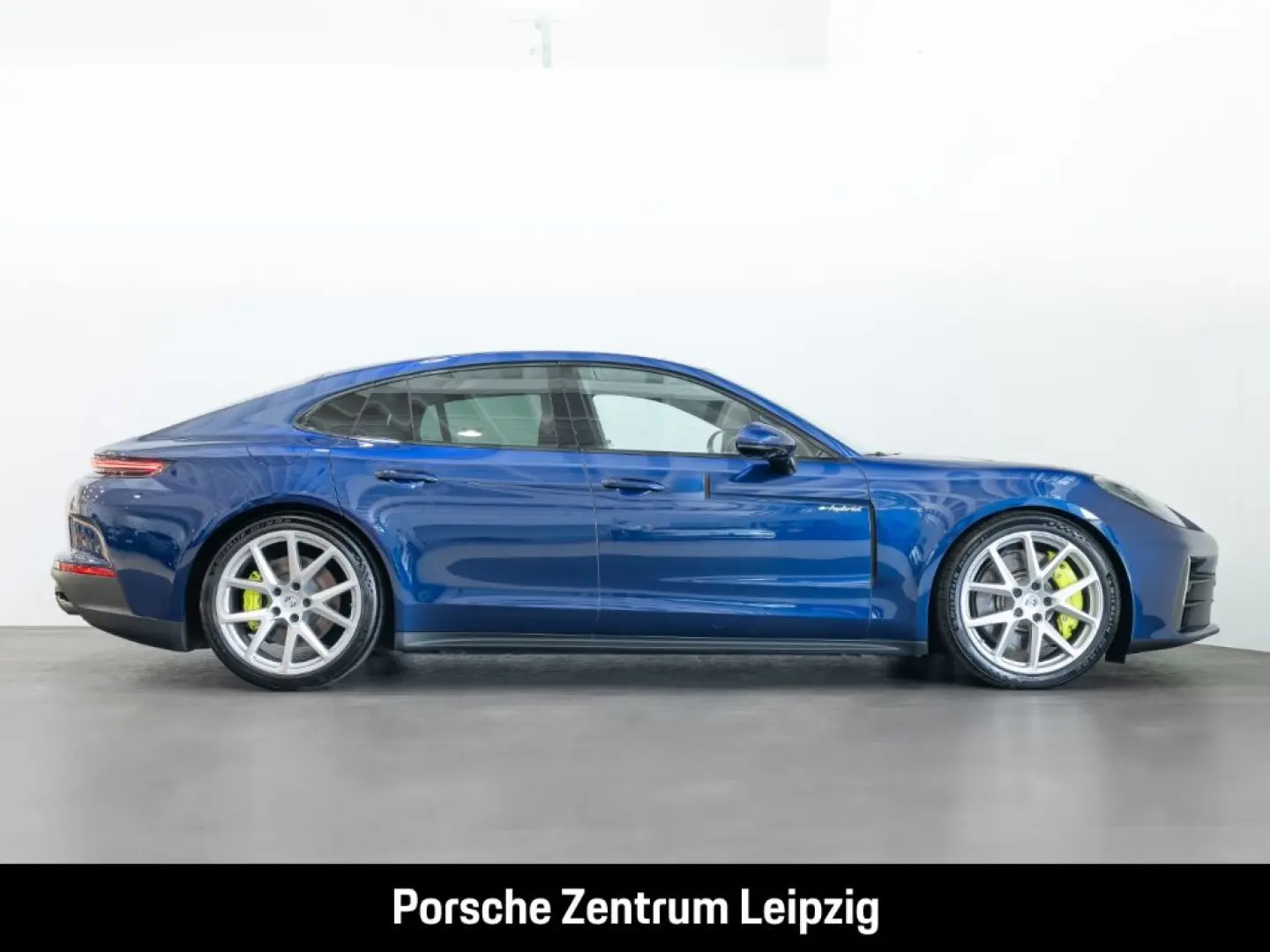 Panamera 4S E-Hybrid Sportabgas HD-Matrix HUD In