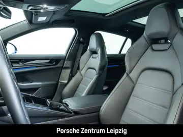 Panamera 4S E-Hybrid Sportabgas HD-Matrix HUD In
