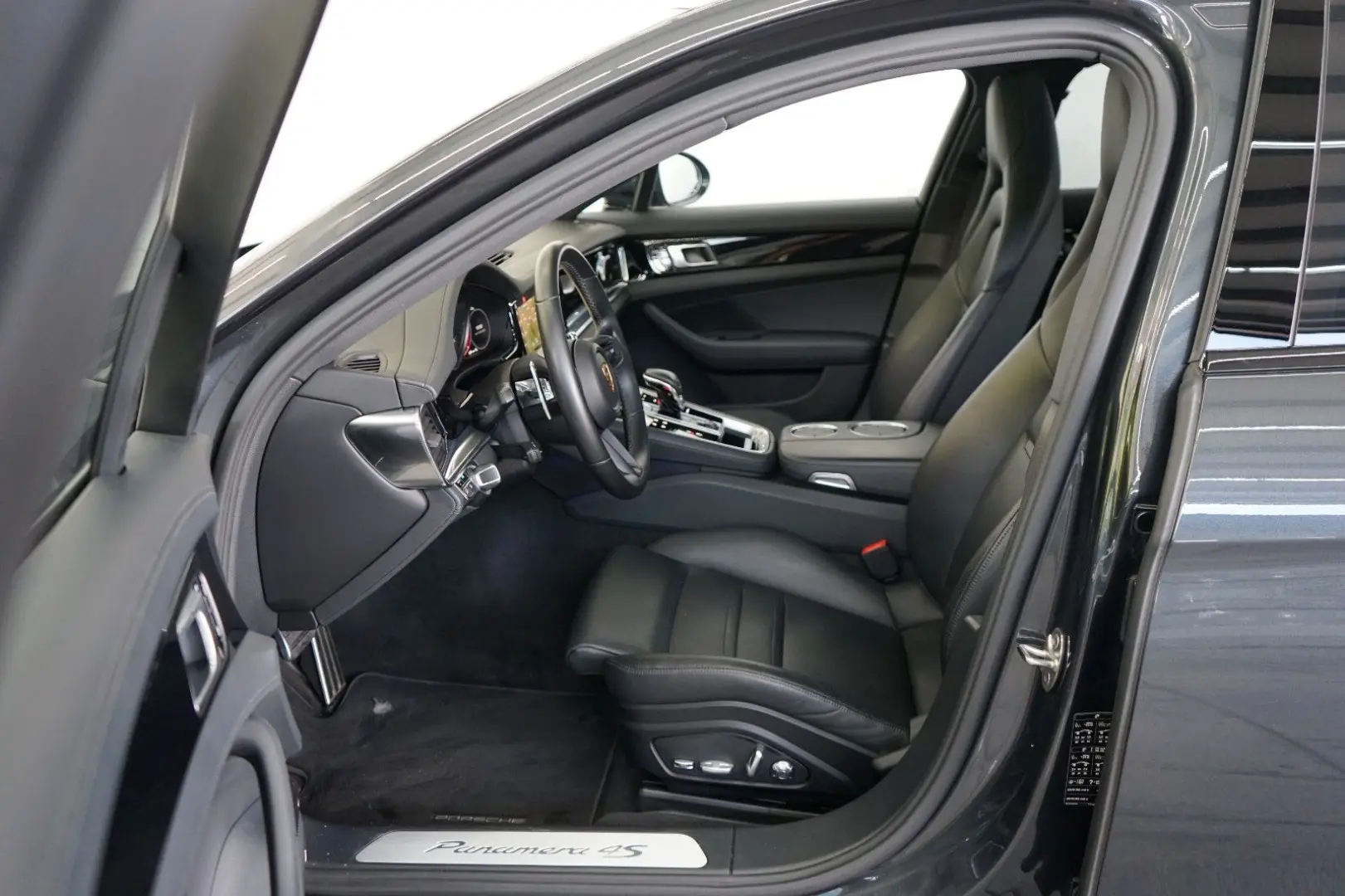 Panamera 4 S E-Hybrid*SportDesign/PANO/MEGA-SPEC