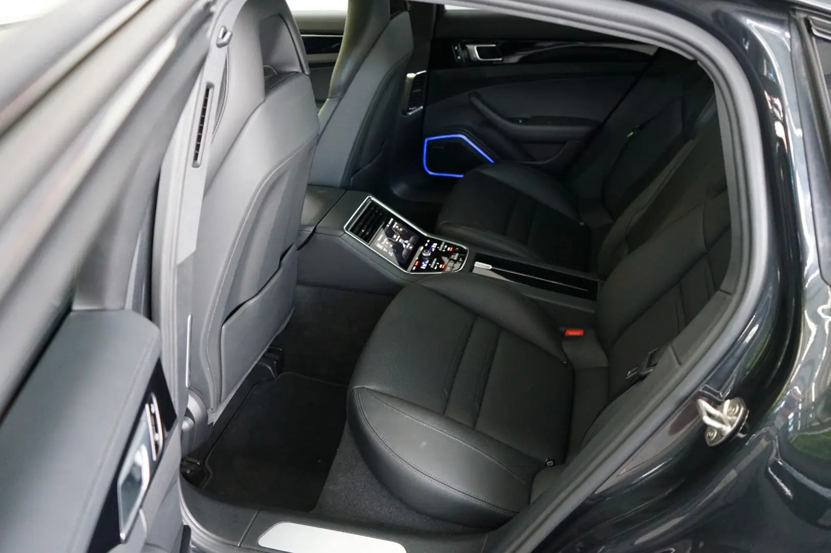 Panamera 4 S E-Hybrid*SportDesign/PANO/MEGA-SPEC