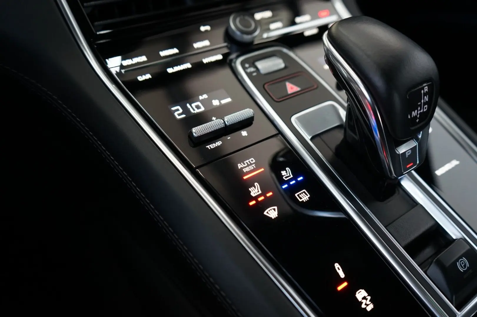 Panamera 4 S E-Hybrid*SportDesign/PANO/MEGA-SPEC