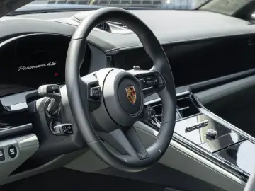 Panamera 4S E-Hybrid Pano HD-Matrix 18 Wege 21''
