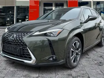 Lexus UX 300h Luxury Line HUD Navi