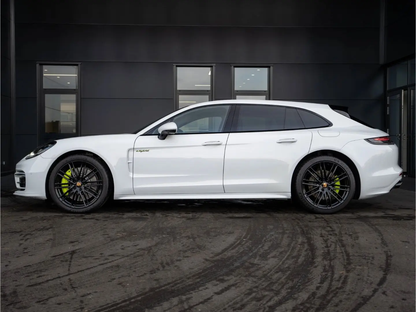 Panamera 4S E-Hybrid Sport Turismo SportDesign