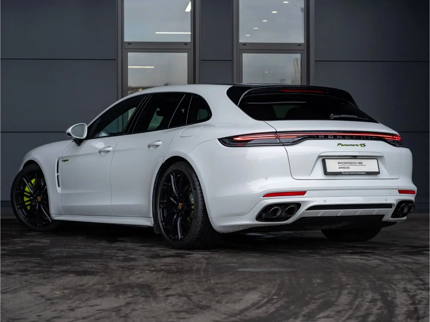 Panamera 4S E-Hybrid Sport Turismo SportDesign