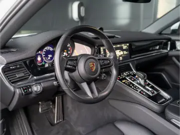 Panamera 4S E-Hybrid Sport Turismo SportDesign