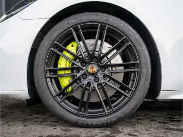 Panamera 4S E-Hybrid Sport Turismo SportDesign