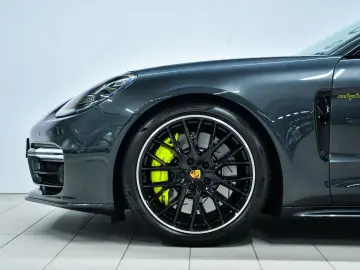 Panamera 4S E-Hybrid Sport Turismo