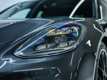 Panamera 4S E-Hybrid Sport Turismo