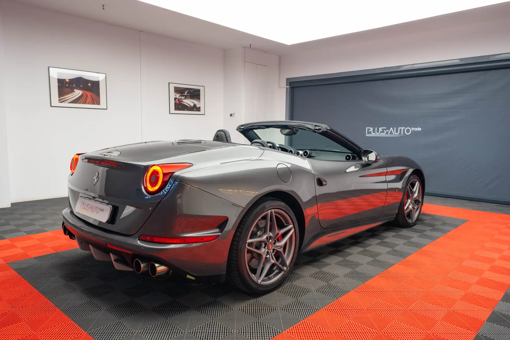 Ferrari California T