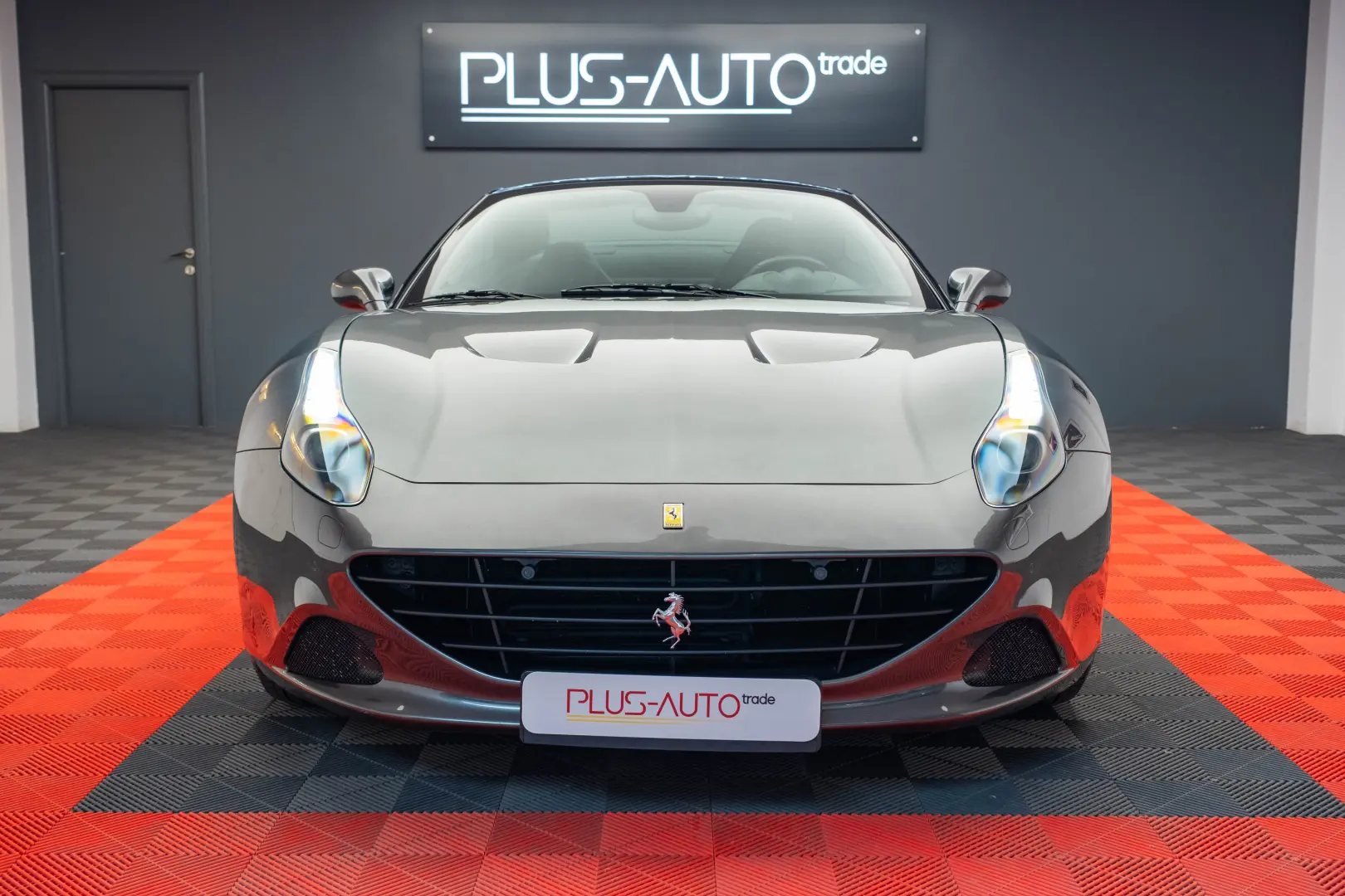 Ferrari California T