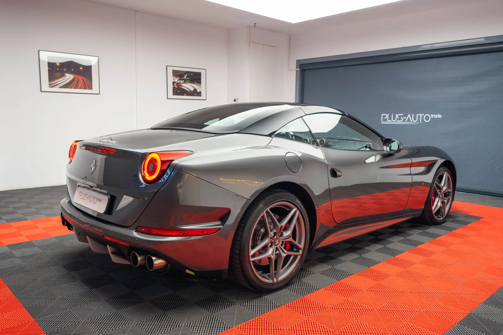 Ferrari California T