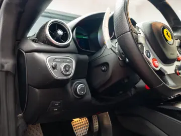 Ferrari California T