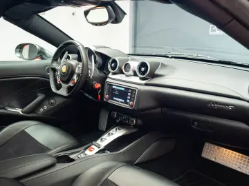 Ferrari California T
