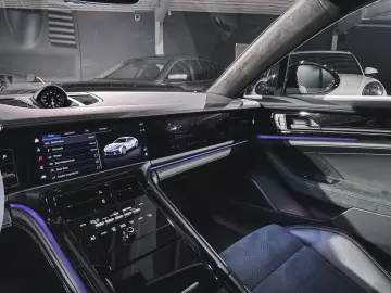 Panamera GTS Matrix+Carbon+InnoDrive+Standheiz.
