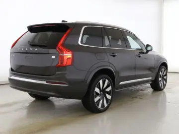 XC90 Plus Bright Recharge Plug-In Hybrid AWD T8 