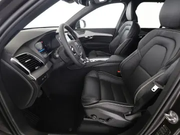 XC90 Plus Bright Recharge Plug-In Hybrid AWD T8 