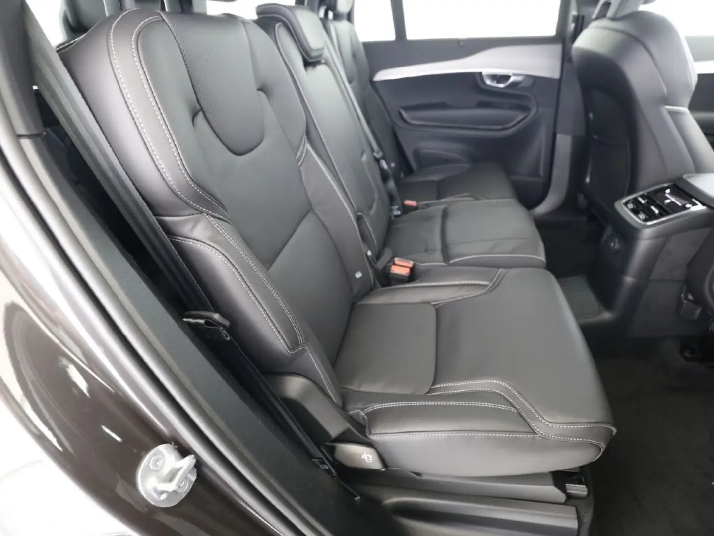 XC90 Plus Bright Recharge Plug-In Hybrid AWD T8 