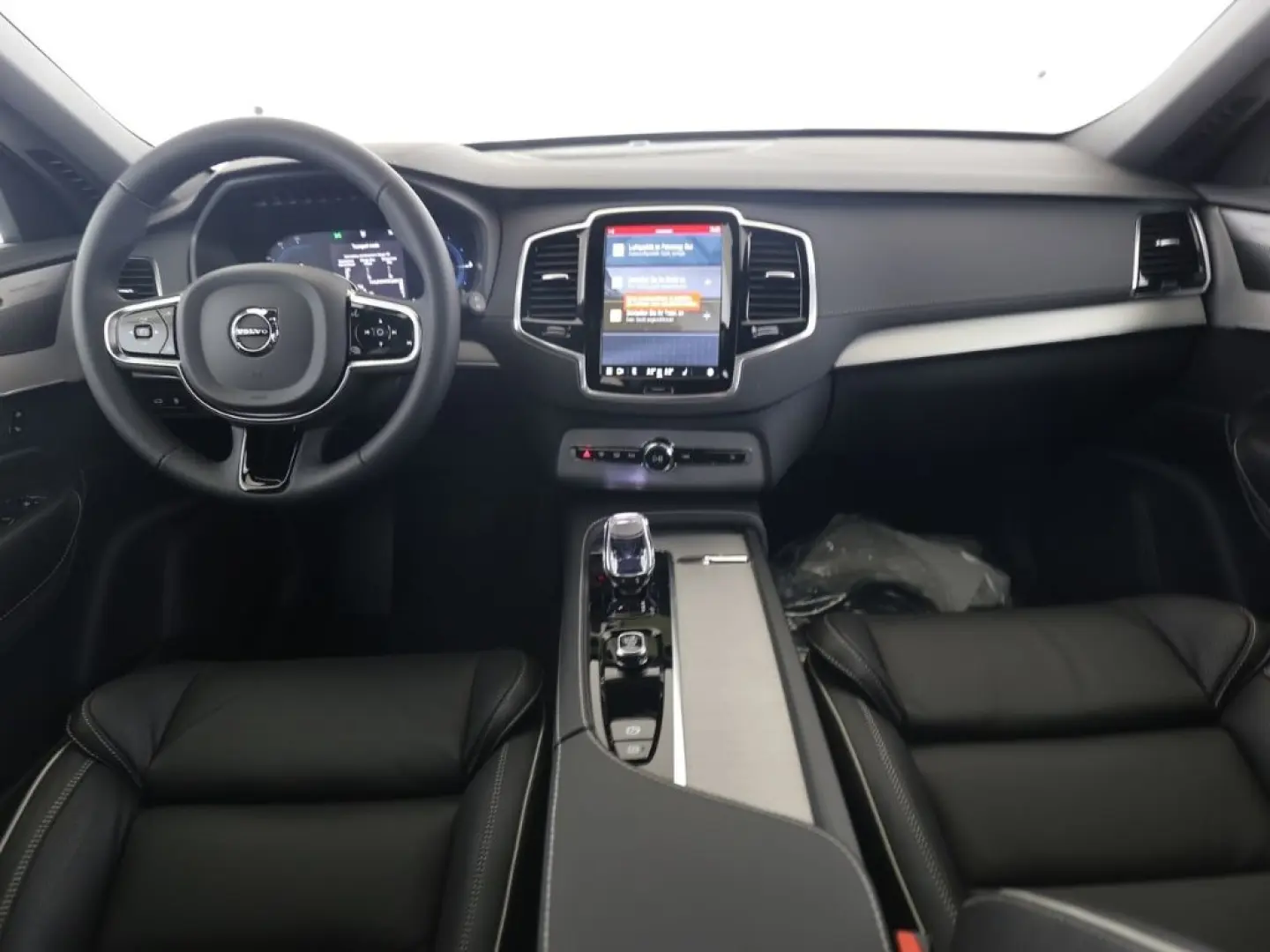 XC90 Plus Bright Recharge Plug-In Hybrid AWD T8 