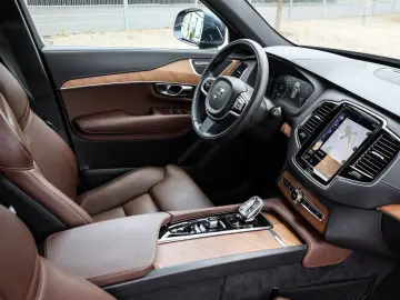 XC90 B5 Diesel AWD Inscription Aut. Navi*PDC*LED