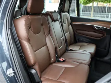 XC90 B5 Diesel AWD Inscription Aut. Navi*PDC*LED