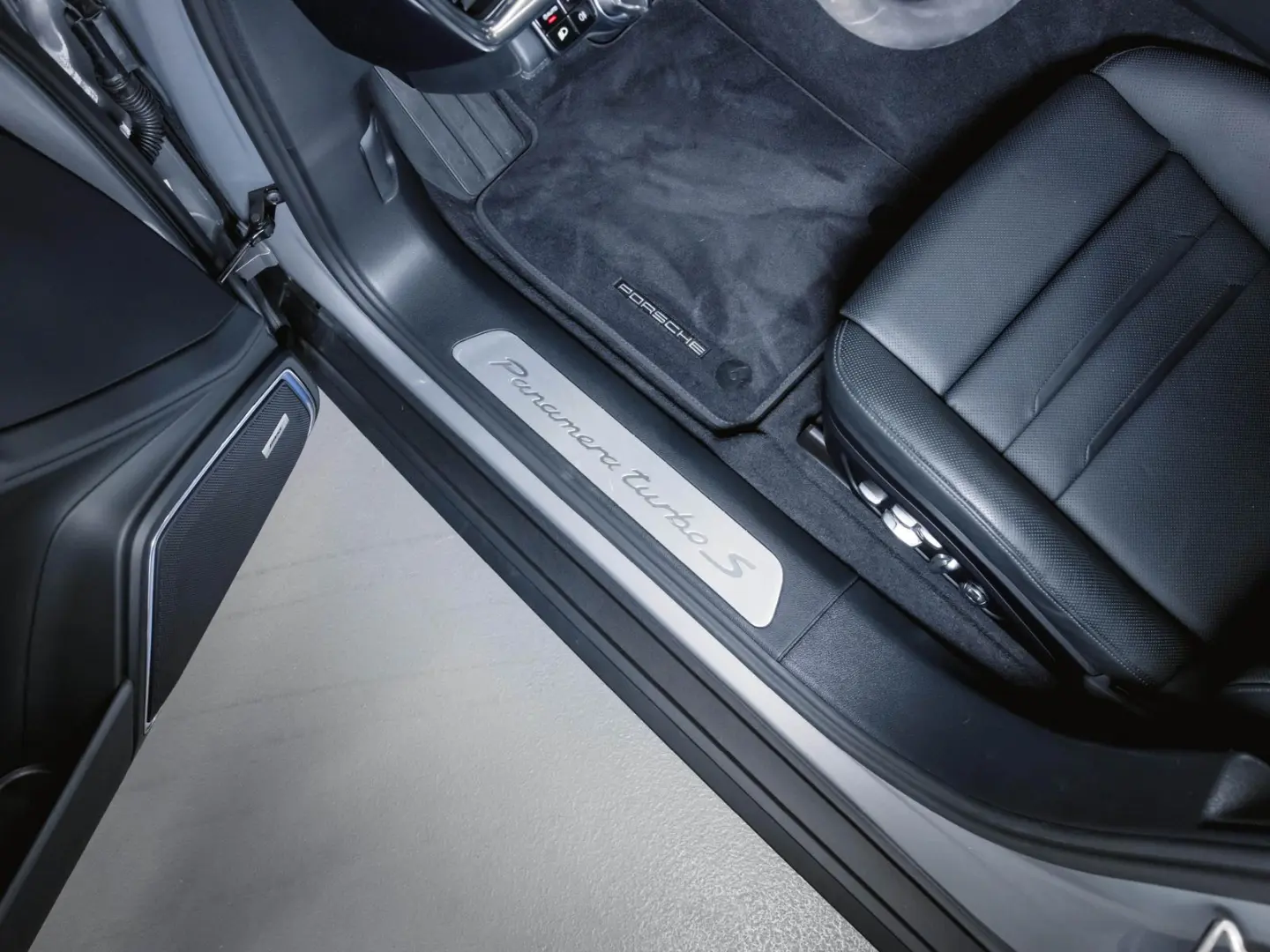 Panamera Turbo S Sport Turismo Sportabgasanlage 