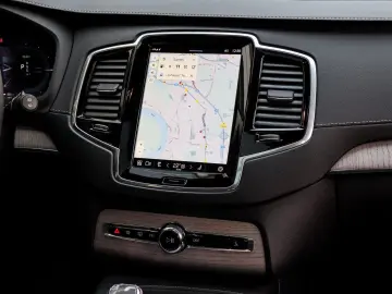 XC90 T8 AWD Ultra Dark Recharge Plug-In Hybrid #