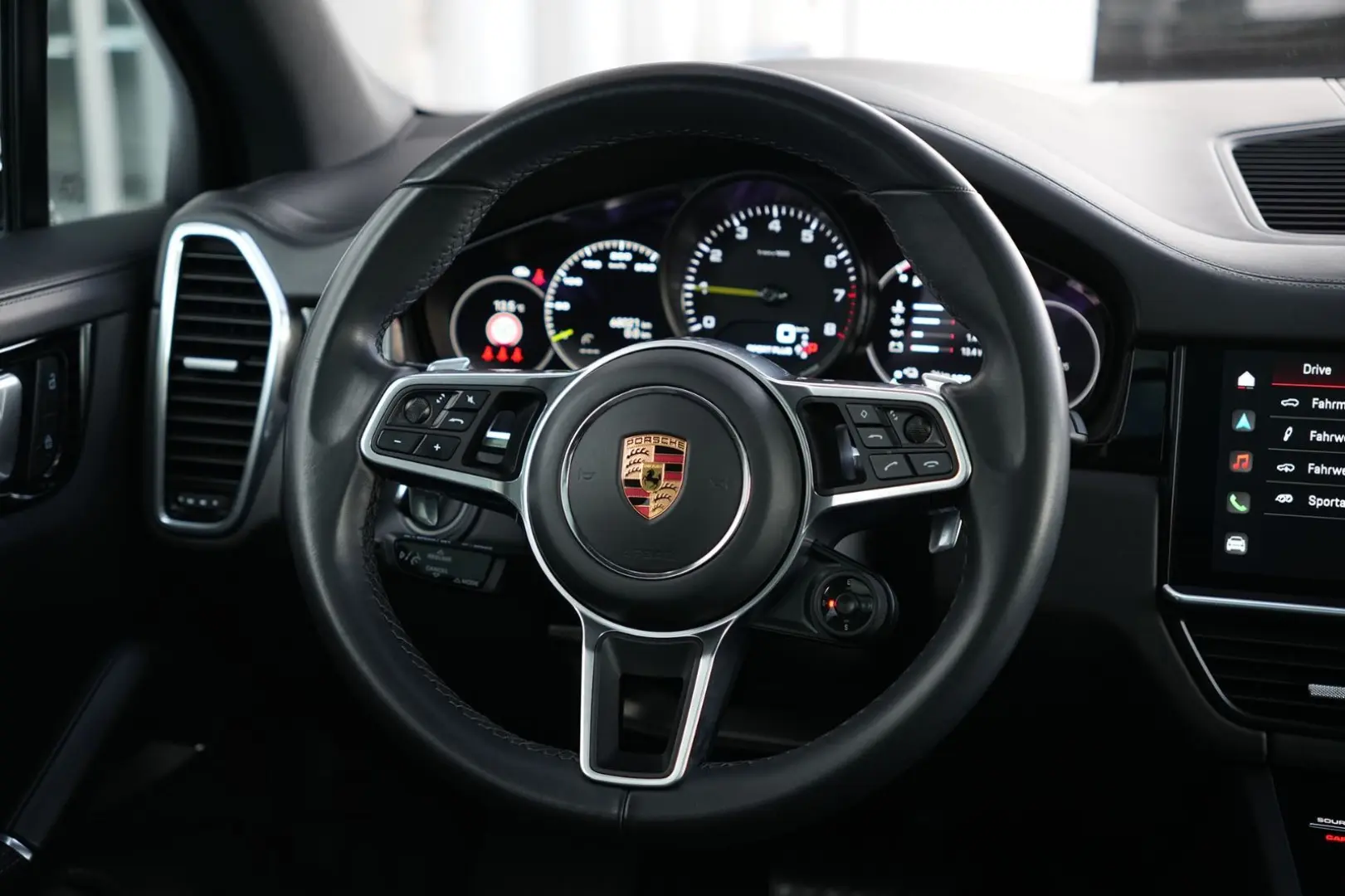 Cayenne E-Hybrid SPORTDESIGN-LUFTF-PANO-HUD-VOLL
