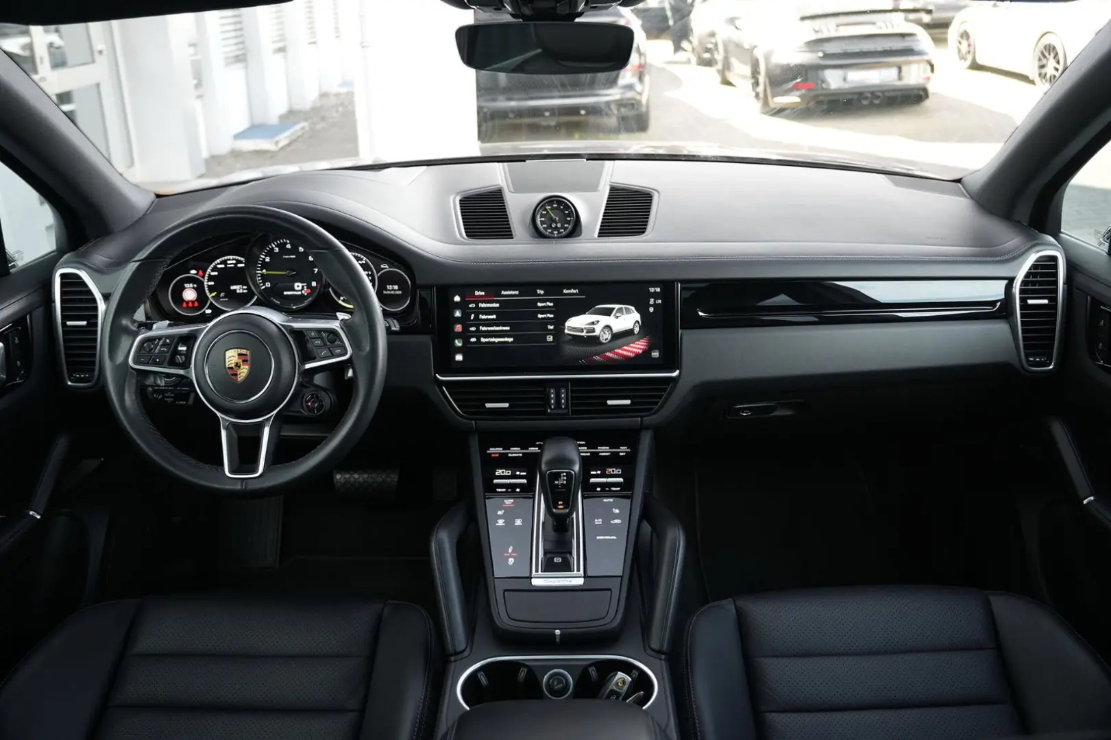 Cayenne E-Hybrid SPORTDESIGN-LUFTF-PANO-HUD-VOLL
