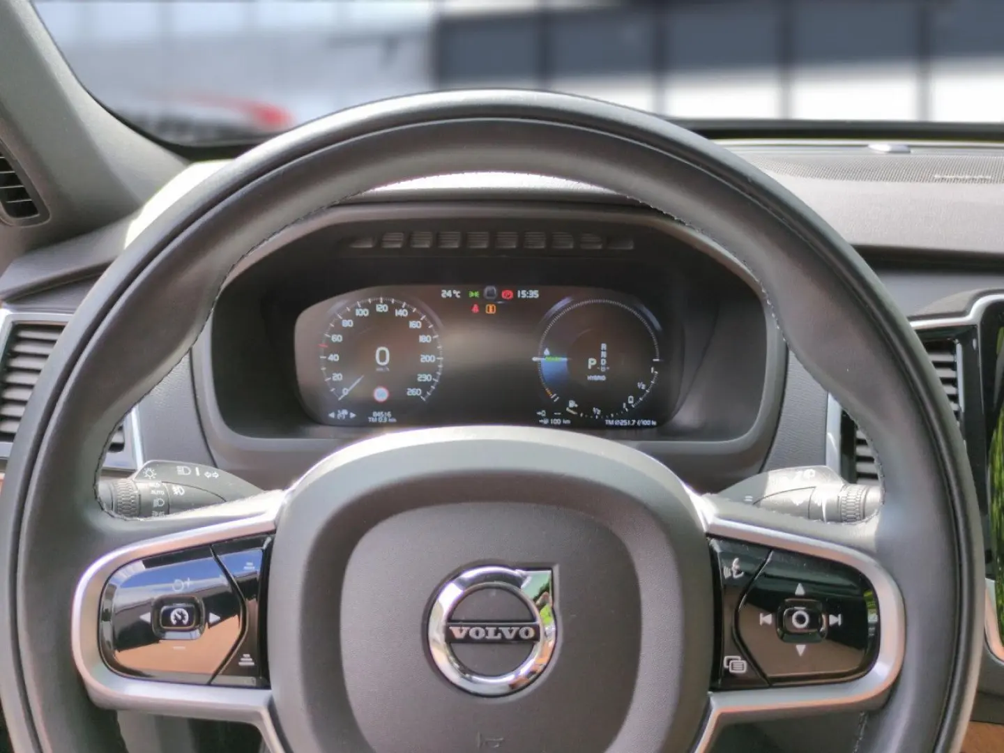 XC90 T8 Recharge Inscription Expression Plug-In
