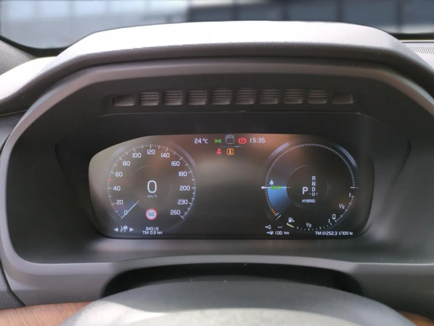 XC90 T8 Recharge Inscription Expression Plug-In