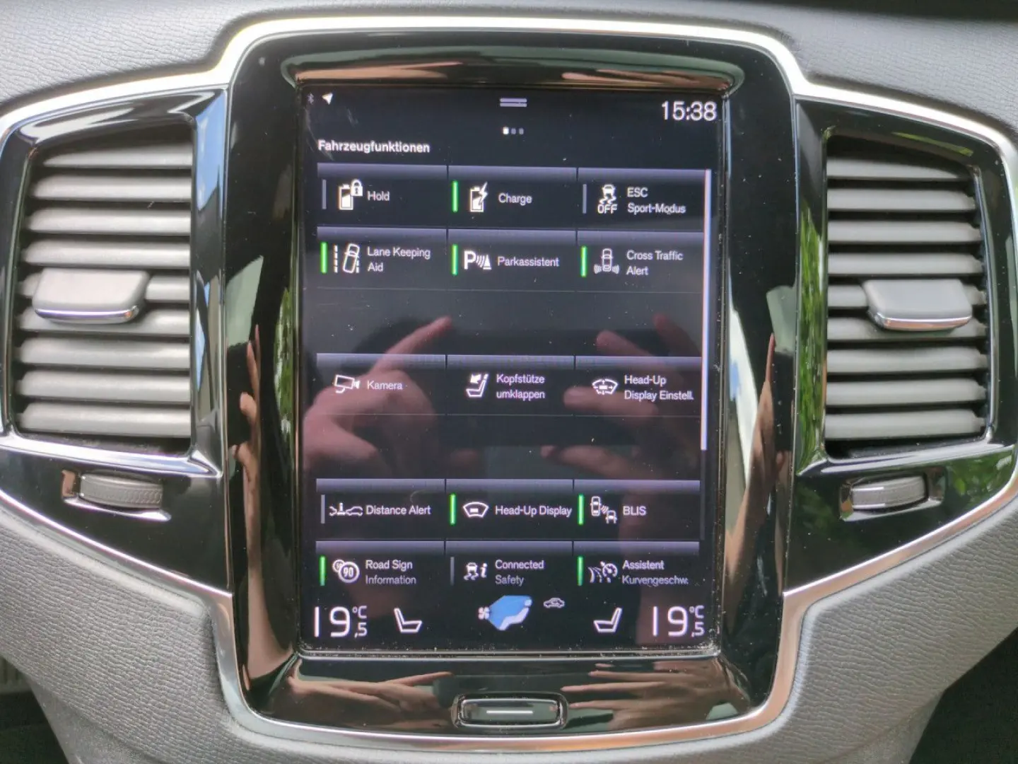 XC90 T8 Recharge Inscription Expression Plug-In