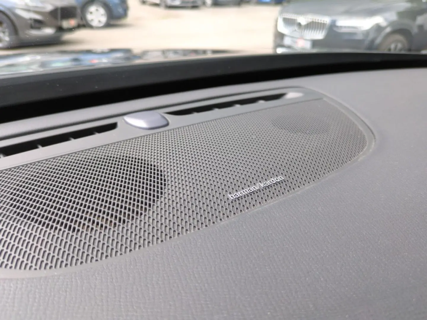 XC90 T8 Recharge Inscription Expression Plug-In