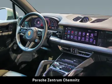 Cayenne E-Hybrid Luft;14-Wege Sitze;BOSE;Head-Up