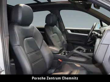 Cayenne E-Hybrid Luft;14-Wege Sitze;BOSE;Head-Up
