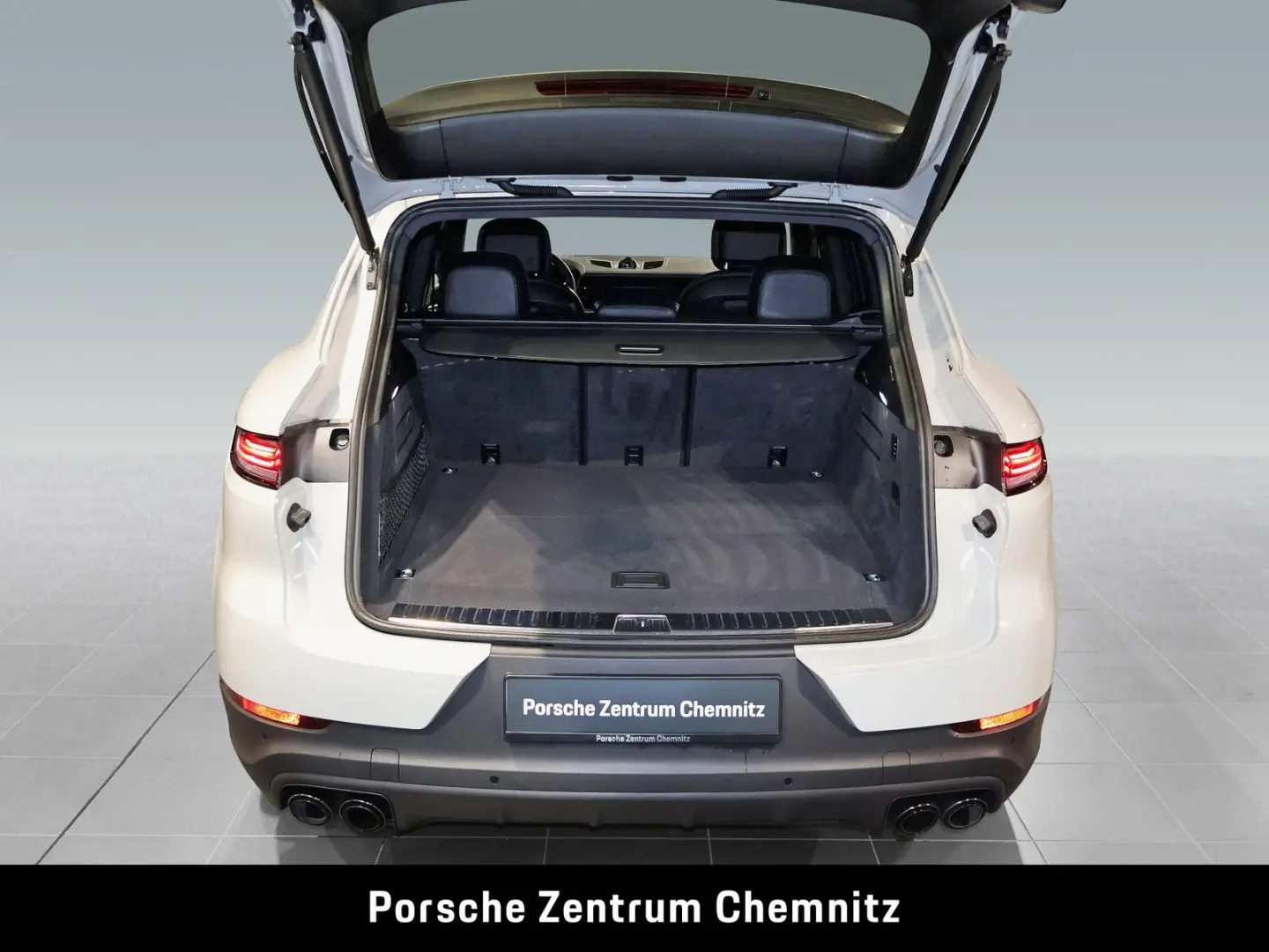 Cayenne E-Hybrid Luft;14-Wege Sitze;BOSE;Head-Up